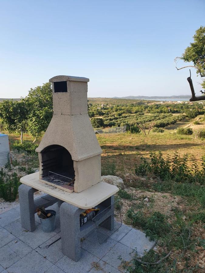 Brand New Cara D Oro, Vrana Villa